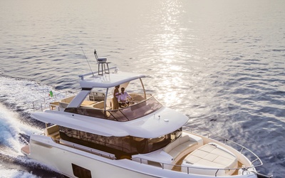 Absolute Navetta 52