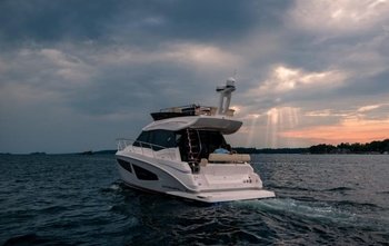 Regal 42 Fly (2021)