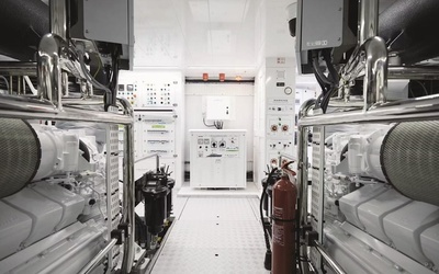 KingFisher 1875 Falcon SJ