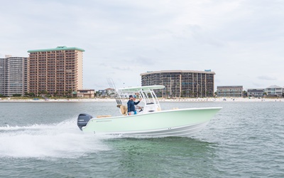 Sportsman Heritage 241 Center Console
