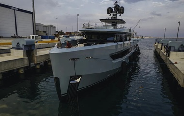 Alia Yachts Limerence