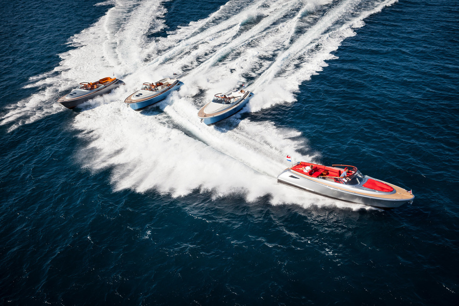The boat is capable of speeds up to 85 km/h. «VIPs» in Cannes ride in the breeze.