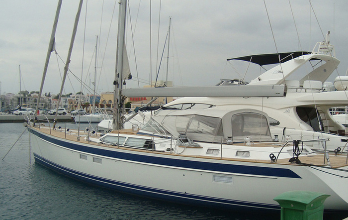 buy used sailing yacht