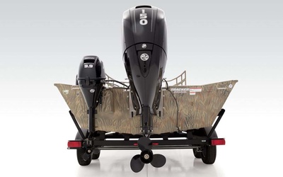Tracker Grizzly 2072 CC Sportsman Kicker