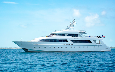 CL Yachts Island Heiress