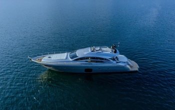 Pershing 74