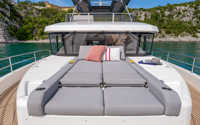 Beneteau Grand Trawler 62