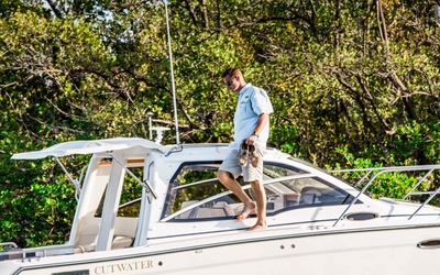 Cutwater C-24 Sport Coupe