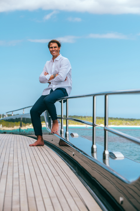 Rafa, as his fans affectionately call him, has been in love with yachting since childhood and takes every opportunity to go out to sea with friends and family. 