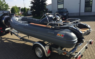 R.I.B.-Line 4.2 Jet Tender