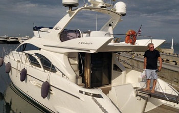 2004, Azimut 50