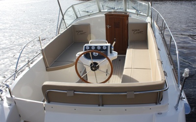 Interboat Intercruiser 32