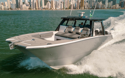 Sedna  CAT 370 Cabin