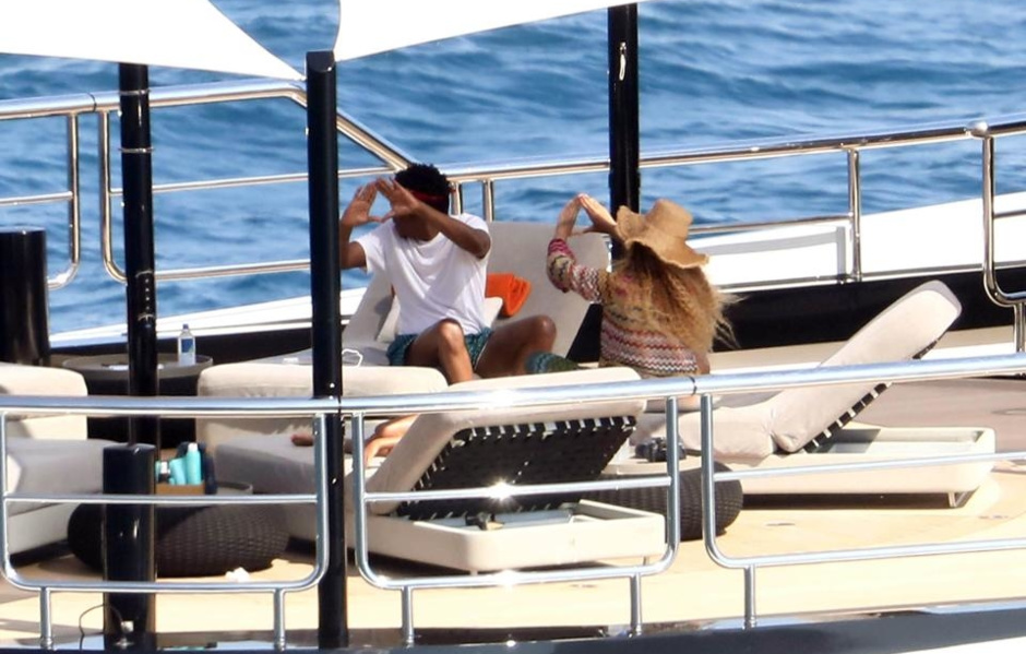 Beyonce and Jay-Z aboard the Kismet.