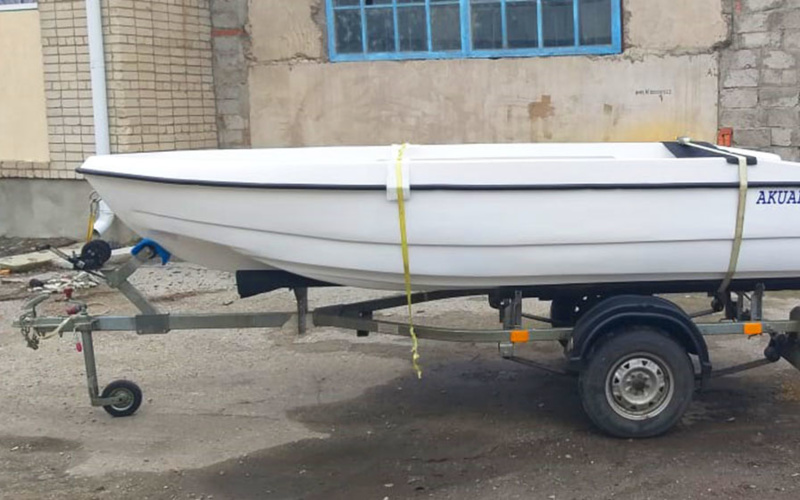 Akua Boat Лиман 430