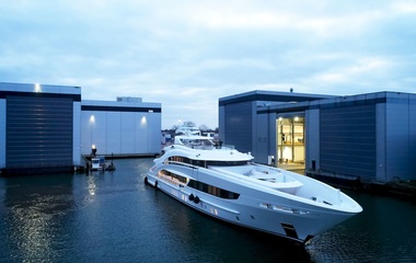 Heesen Triton