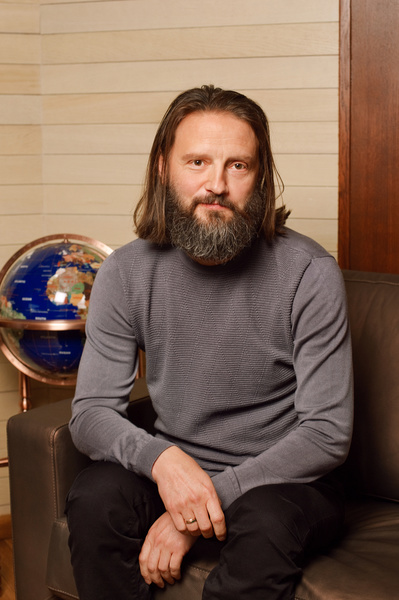 Владимир Любомиров