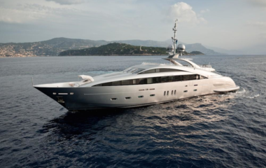 ISA Yachts Silver Wind