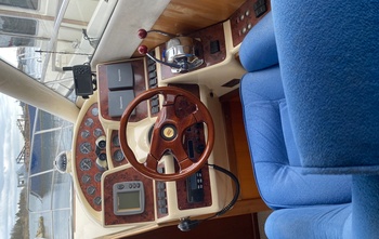 Galeon 330 Fly (2004)