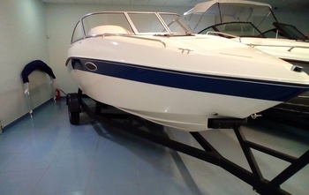 Slider 210