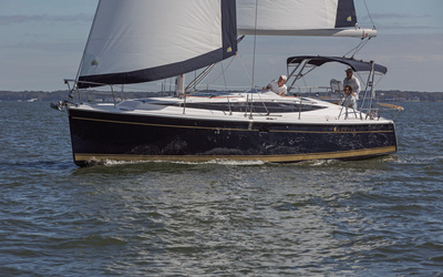 Marlow-Hunter 37