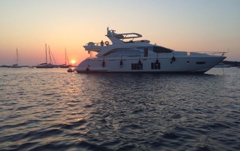 Azimut 84