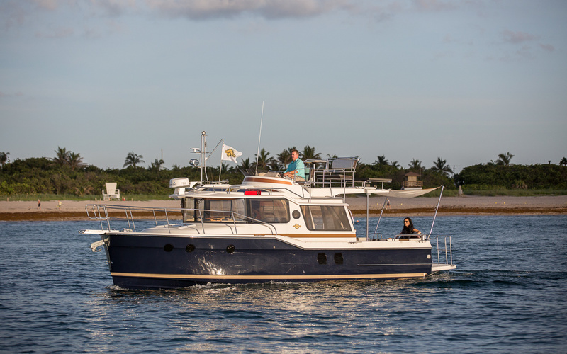 Ranger Tugs R-29 CB