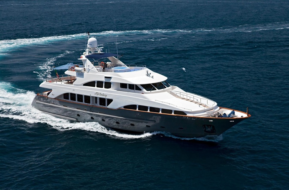 Benetti Sea Century