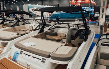 Bayliner VR5 Bowrider (2022)
