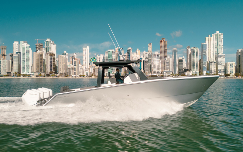 Sedna  CAT 370 Cabin