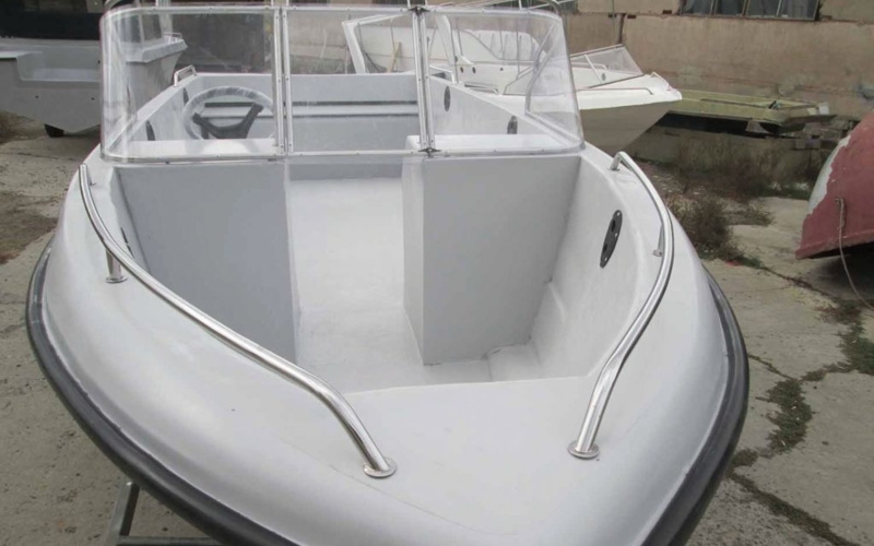 Akua Boat Касатка 580