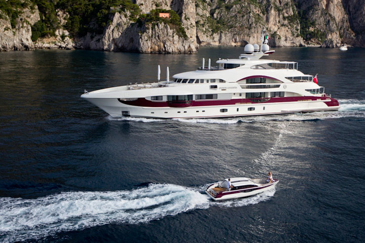 Quinta Essentia is one of the brightest boats built by Heesen in 2011.