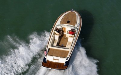 Chris-Craft Corsair 30