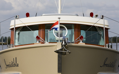 Serious Gently 36' Sport Hardtop