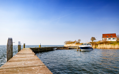 Sea Ray Sundancer 320