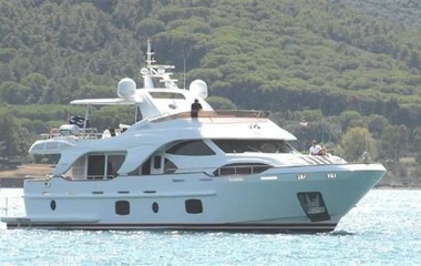 Benetti 85