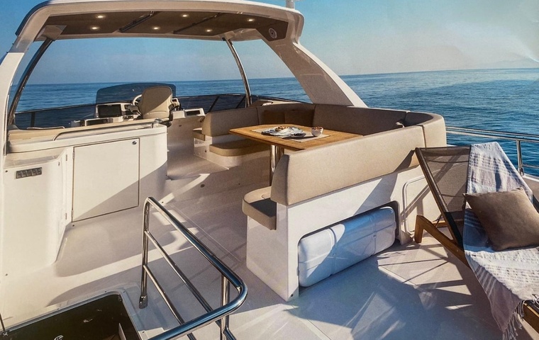 Absolute Navetta 52 (2016)