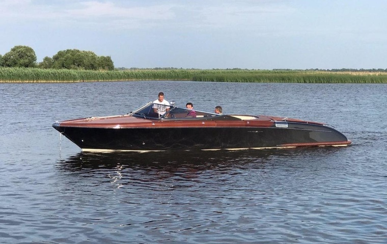 Катер Riva Aquariva super