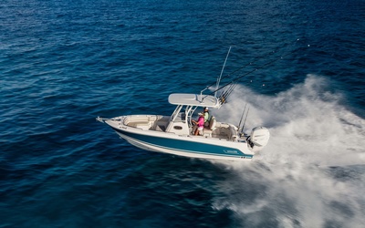 Boston Whaler 230 Outrage