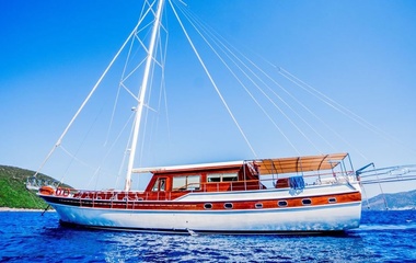 Custom Boats Freedom