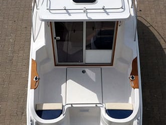 Manara 20 Pilothouse