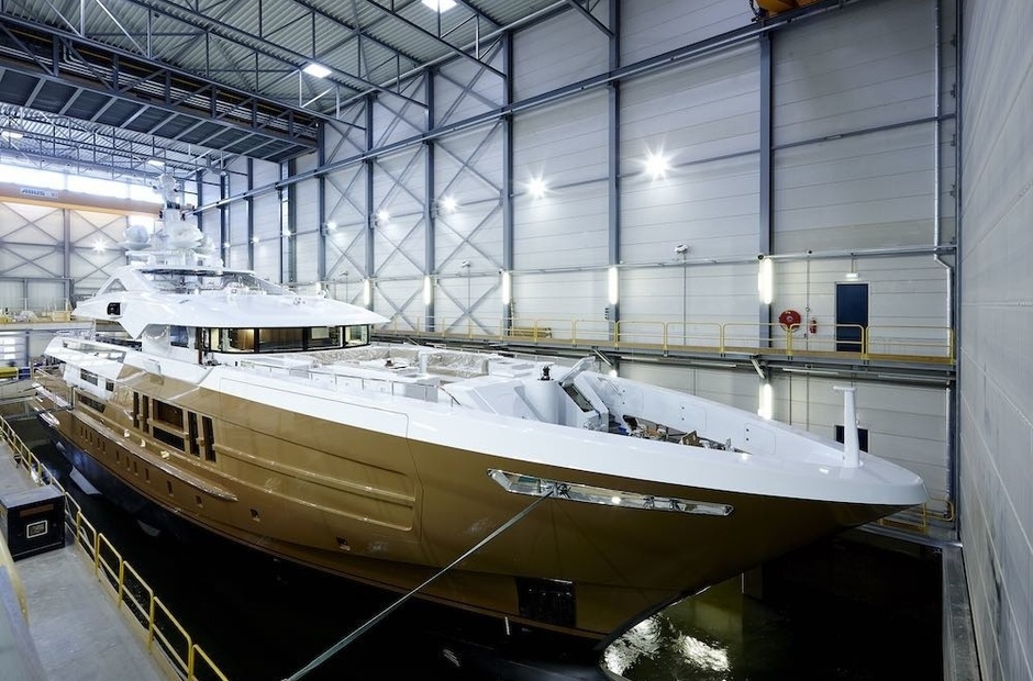 Heesen Azamanta