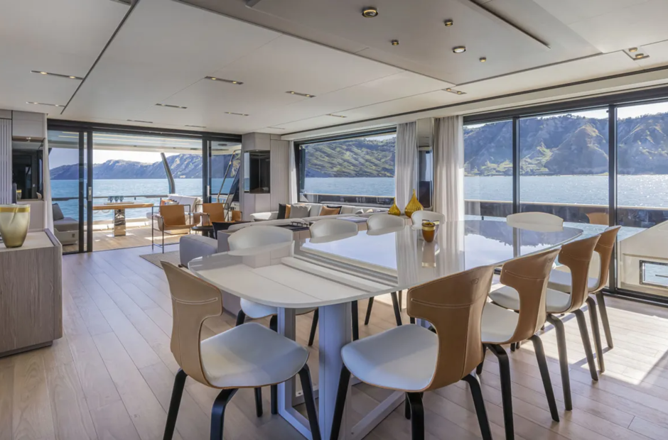 Ferretti Gladius