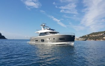 Azimut Magellano 53