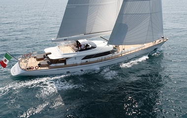 Perini Navi Fivea