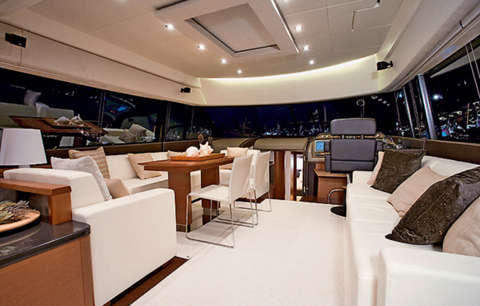 Jeanneau Prestige 60 - салон