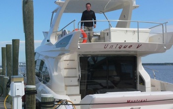 Azimut 53
