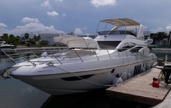 Azimut 64