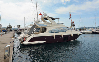 Azimut 53