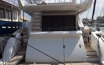 Azimut 64